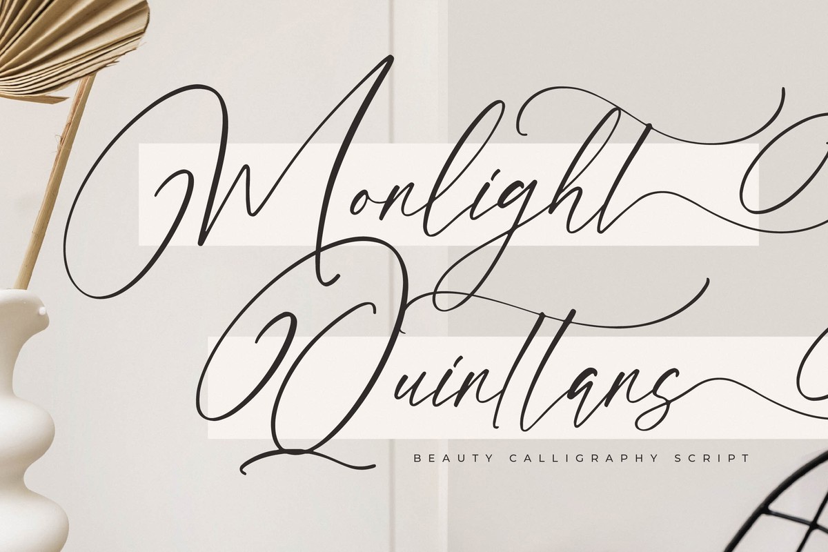 Schriftart Monlight Quinttans