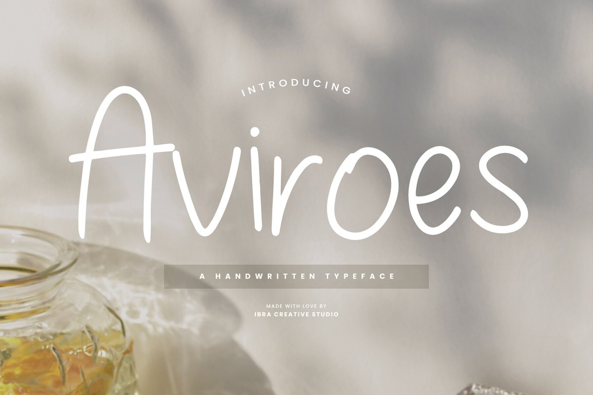 Schriftart Aviroes