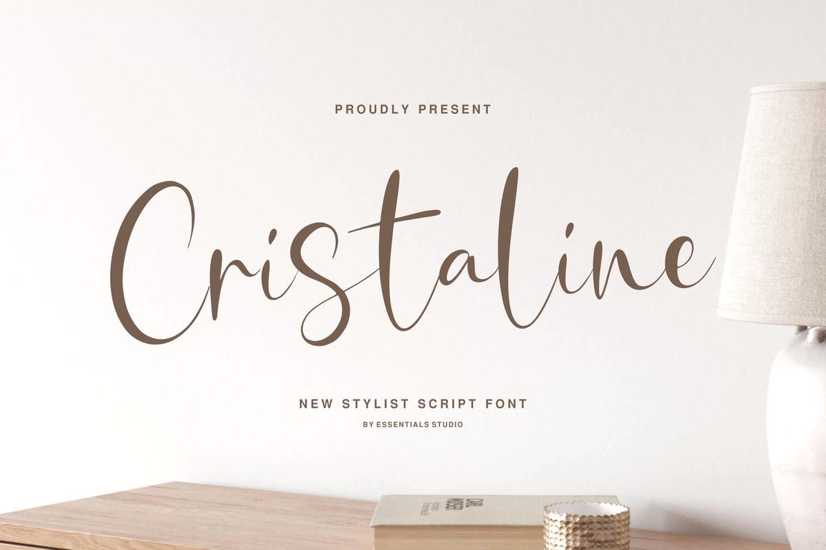 Schriftart Cristaline